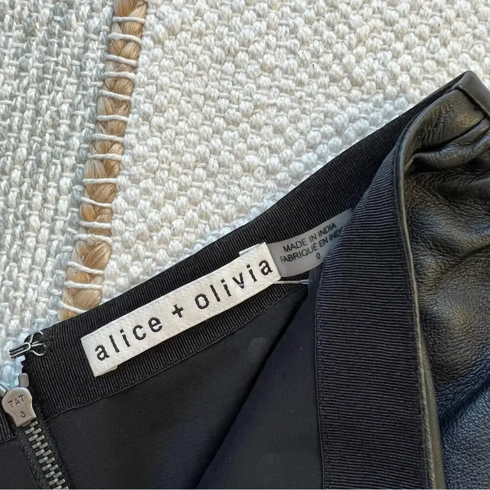 Alice + Olivia Fidela Black Silver Stars Stud Drape 100% Leather Mini Skirt 0 - Picture 7 of 9